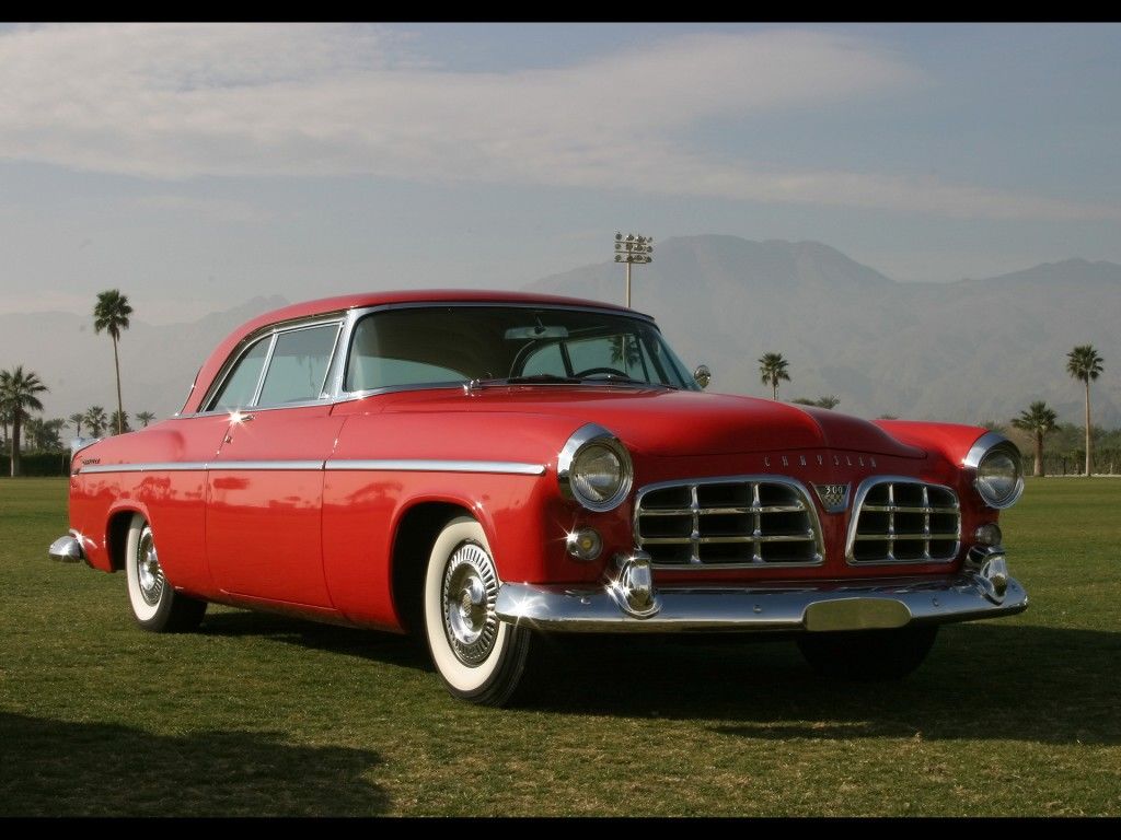五十年代，克莱斯勒公司地位还不像后来那样衰败。1955年克莱斯勒推出了这个公司历史上最著名的车型－克莱斯勒300，它的豪华姊妹车“帝国”Imperial，正是第一代国产红旗CA－72的设计原型。55年克莱斯勒300