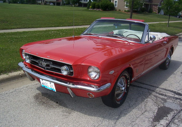 60年代美国最畅销的经典车型：Ford Mustang