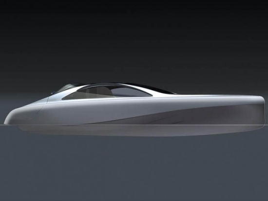 在梅赛德斯奔驰造型工作室的努力下，长14米的Granturismo快艇将在摩纳哥快艇展上展出。这艘“水上银箭”将在英国生产，预计明年首次下水。汽车制造商设计制造快艇并不是什么新鲜事，蓝旗亚、保时捷设计和奥迪都涉及过。