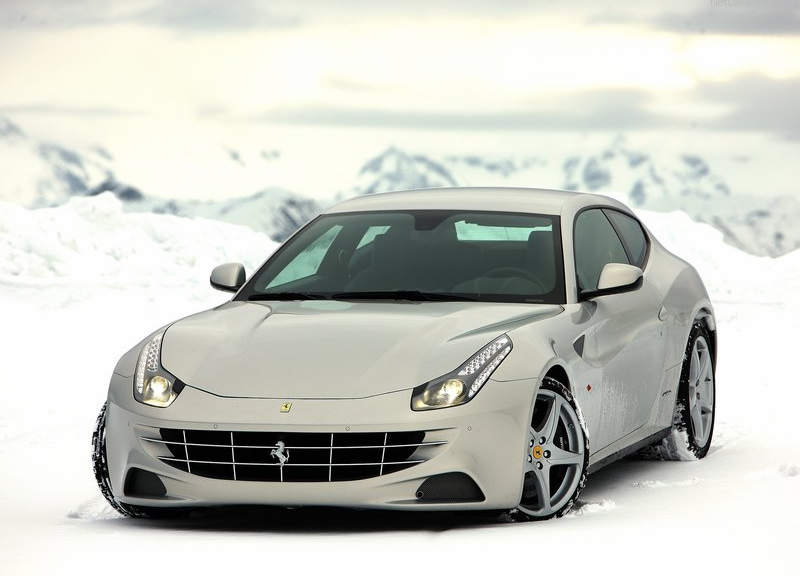 9: Ferrari FF – 245辆 
法拉利FF进入销量最差榜单有一定的原因，因为它没能过完一个完整的2011年，当然昂贵的价格也是其中一个原因。
 